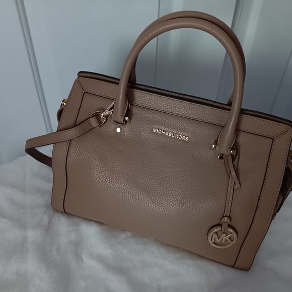 MICHAEL KORS COLLINS SATCHEL - Picture 1 of 10